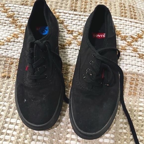 Levi's‎ Strauss black casual sneakers 10 - Picture 1 of 2